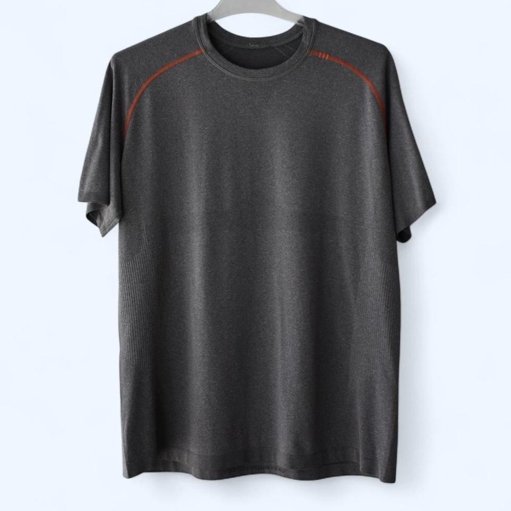 Lululemon Mens Short Sleeve Athletic T Shirt Dark Gray Orange‎ Accent